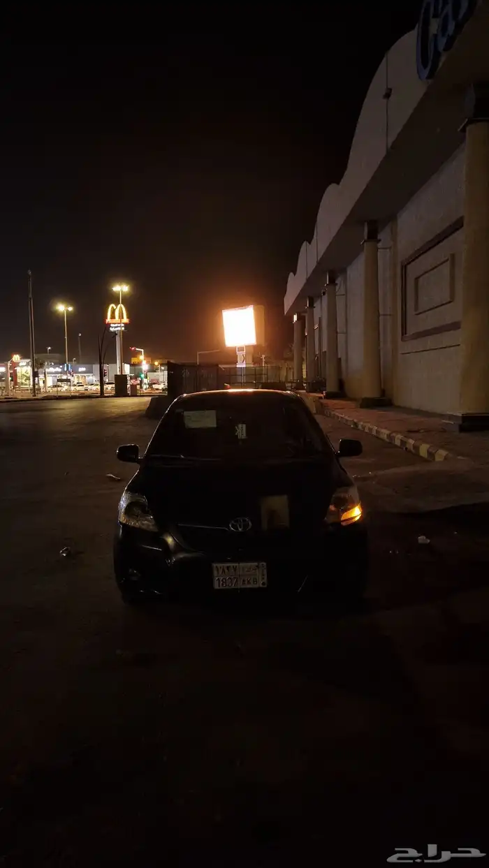 تويوتا يارس TOYOTA yaris 2011 4