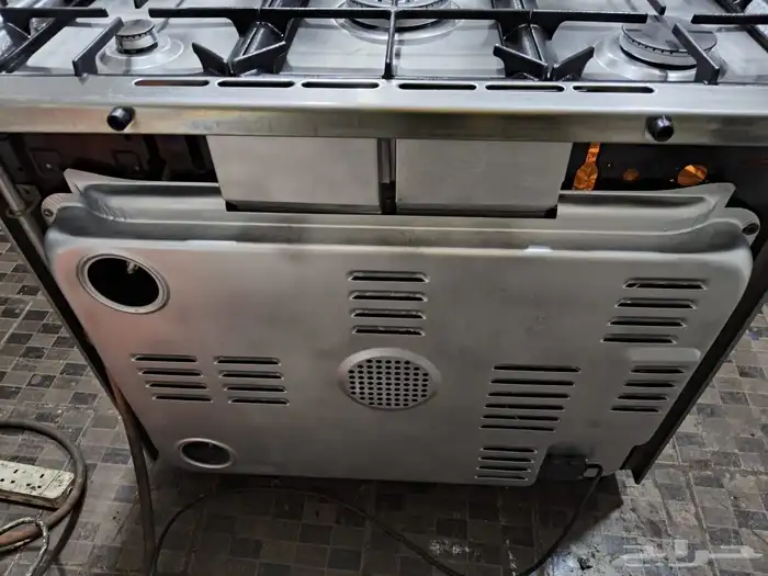 فرن خمسه عيون ايطالي اصلي اسيم وستين هاوز 90 مقاس ابغى بيو 4