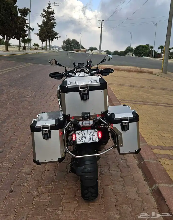 للبيع دباب ادفنشر bmw gs r1200 اللون أبيض 4