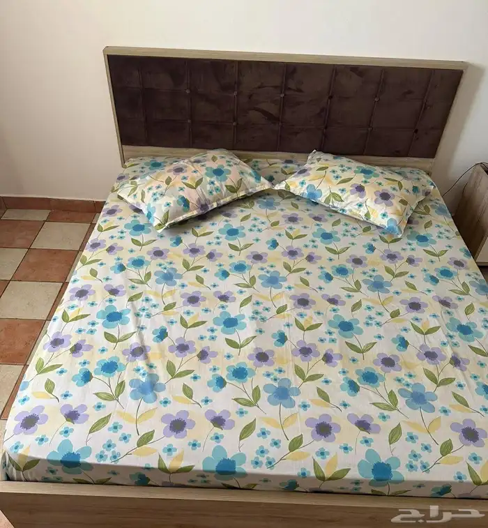 غرفة نوم للبيع 0