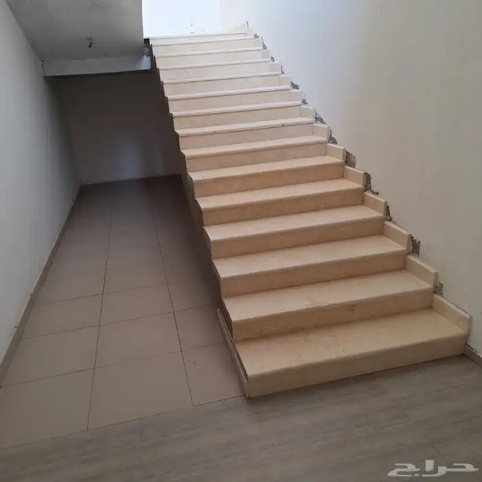 جلي بلاط الحراج 4