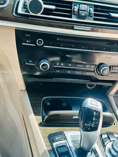 BMW730 مديل 2104 index