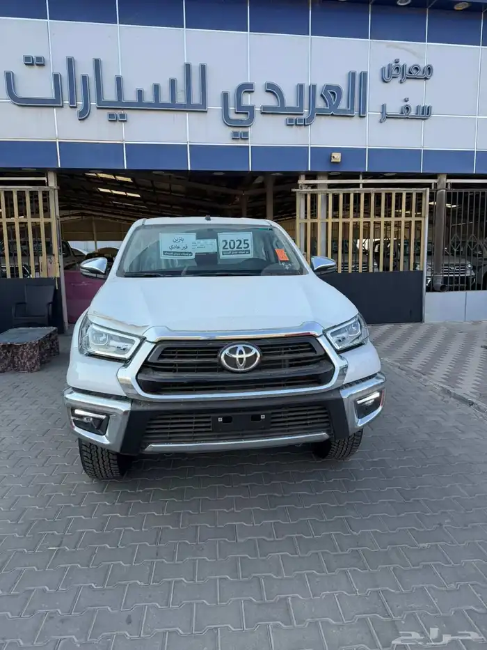 تويوتا هايلوكس غمارتين بنزين S.GLX قير عادي دبل 2025 سعودي 0