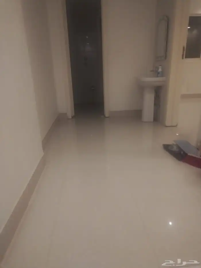 فيلا للايجار الشهري حي طويق 24