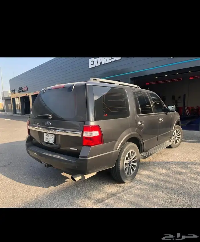 فورد إكسبديشن بحاله ممتازه 1