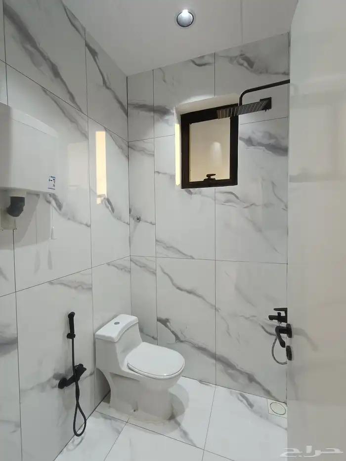 للبيع ارواف ارضيه وعلويه بي سطح بحوش ومدخل سياره 7