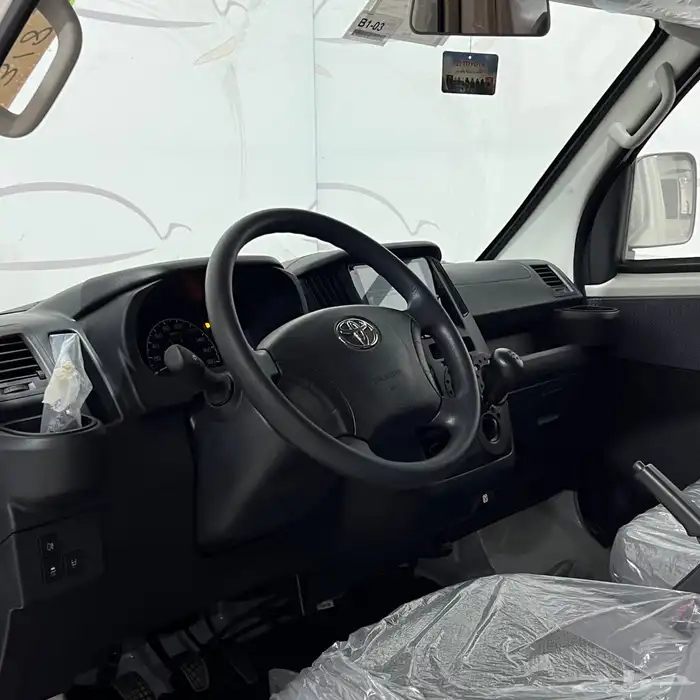 عرض تويوتا باص لايت اس بنزين جير اوتوماتيك او عادي 2025 8