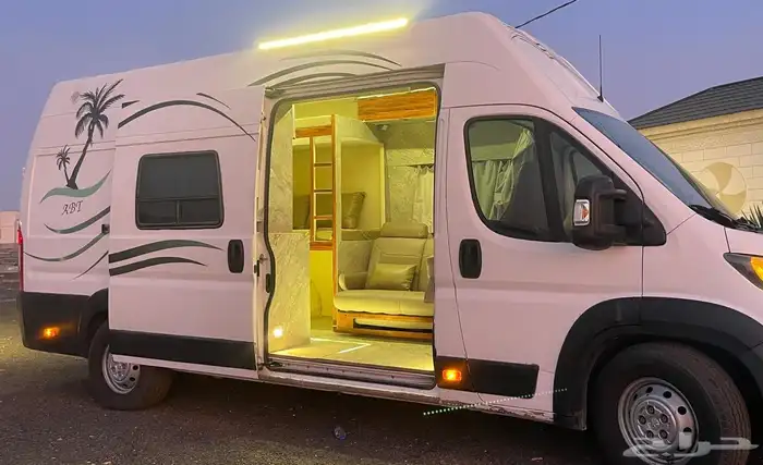 كرفان موتر هوم بيجو 2018 ممشى قليل 77 2