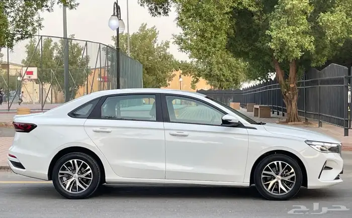 جيلي ام جراند 2023 سعودي 4