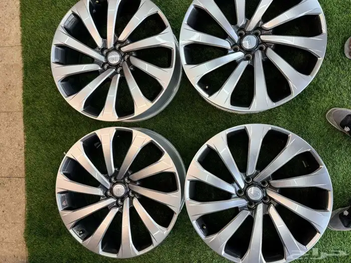 جنوط رنج روفر SV مقاس 23اصلي وكاله موديل 2025 4