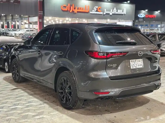 مازدا 2025 CX-60 فل كامل شبه جديد 4