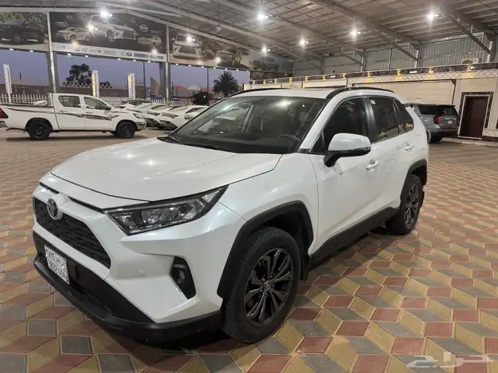 راف 2024 بنزين فل كامل سعودي مكينه 2.0 بحالة الوكالة 1