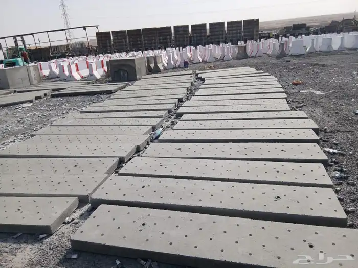 حواجز خرسانيه أنوع المقاسات متوفره حساب اطلب 6