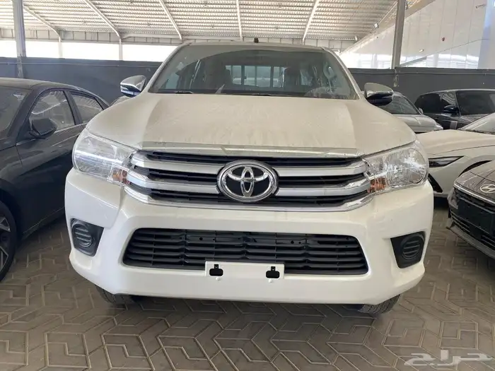 تويوتا هايلوكس غمارتين ديزل دبل قير عادي 2025 0