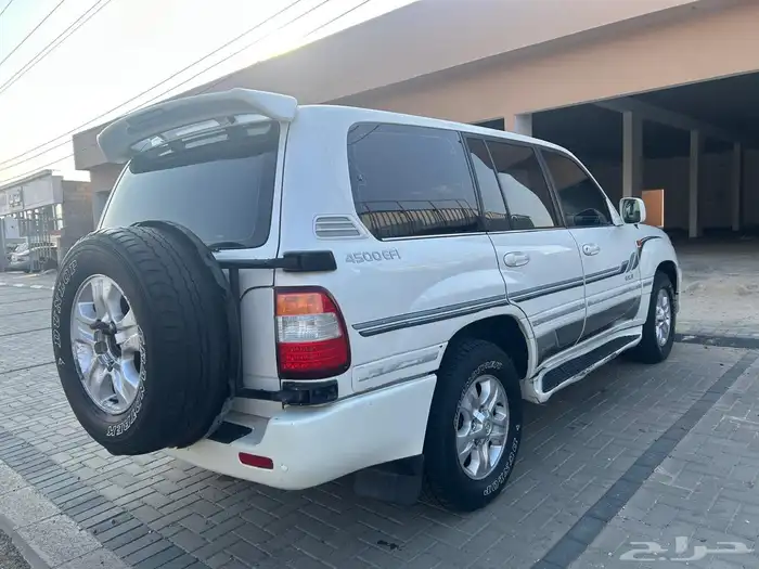 لاندكروزر 2006 5