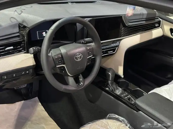 تويوتا كامري LE هايبرد اللون تيتانيوم موديل 2025 تقسيط وكاش 5