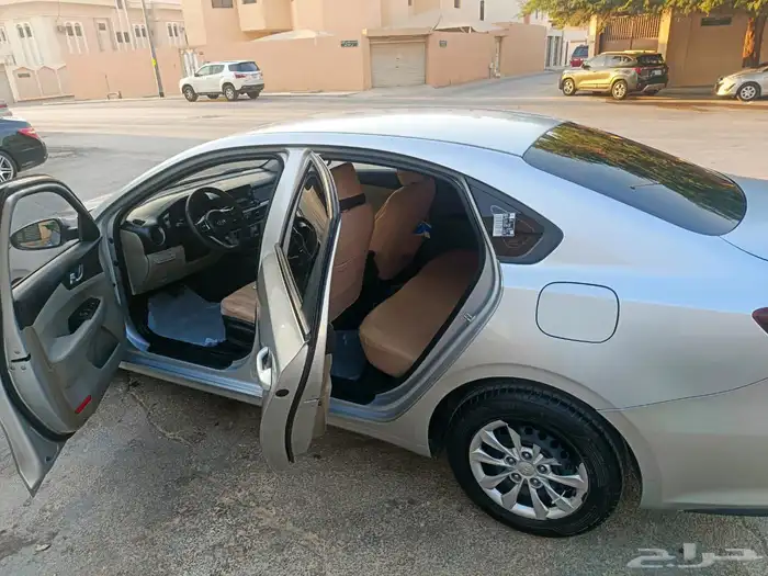 كيا سيراتو 1