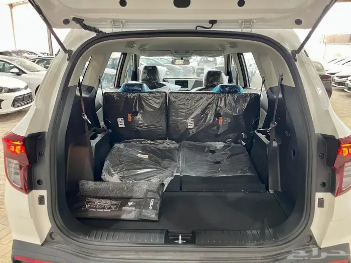 كيا كارنيز نص فل 2025 4