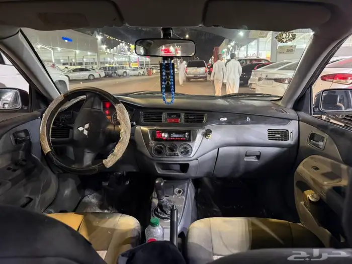 لانسر 2011 للبيع 4