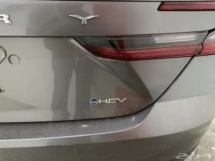 تويوتا كامري LE هايبرد اللون تيتانيوم موديل 2025 تقسيط وكاش 7