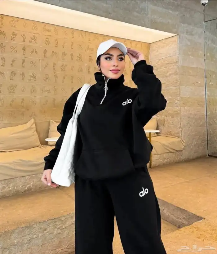 طقم نسائي تريننج 0