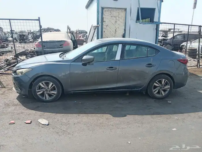 ماذدا3 2015 البيع تشليح قطع غيار 2