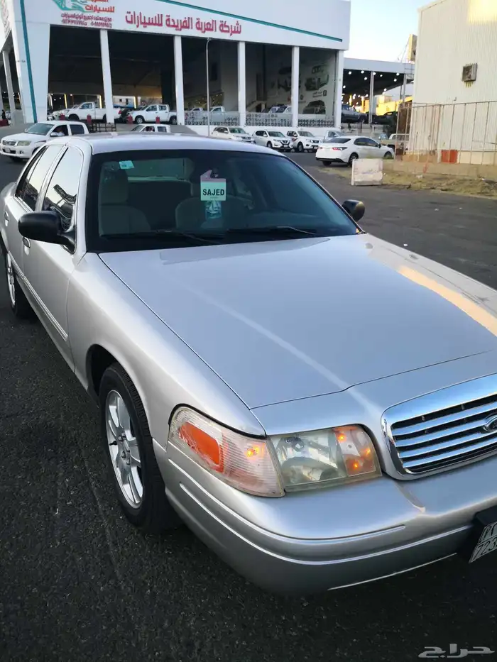 فورد فكتوريا سعودي 2011 نظيف 25