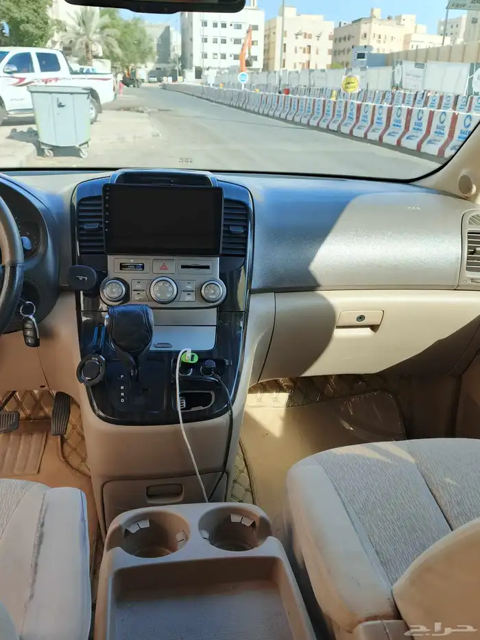 كيا كارني ال 2012 للبيع 4