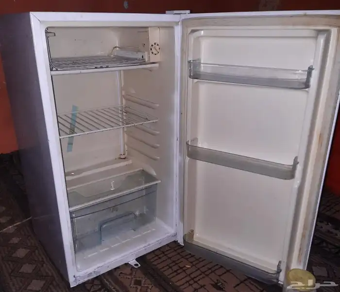 ثلاجة مكتب 3