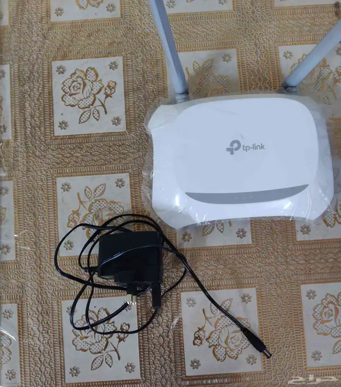 TP link good router as like new 1 month on mobile 0