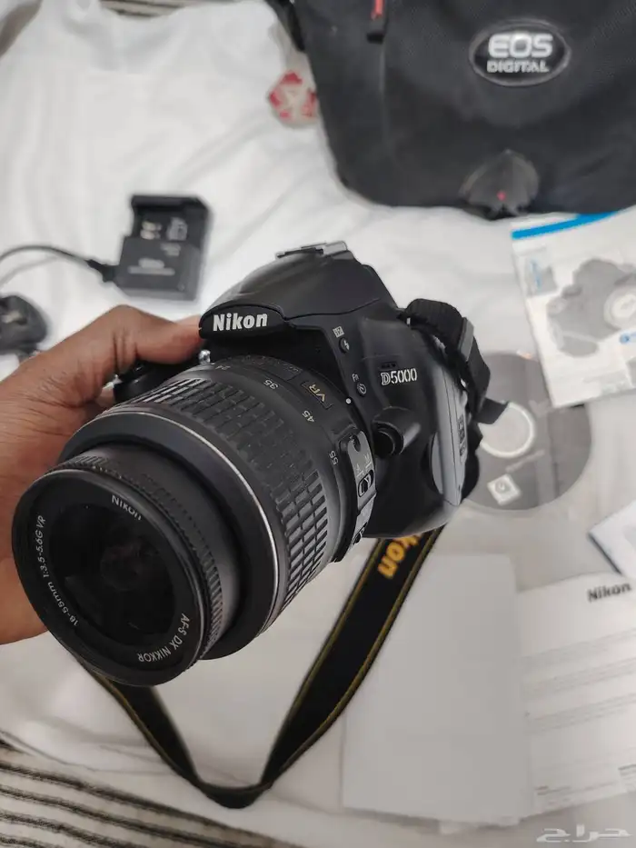 كاميرا نيكون 5000d نظيفه شبه جديده 6