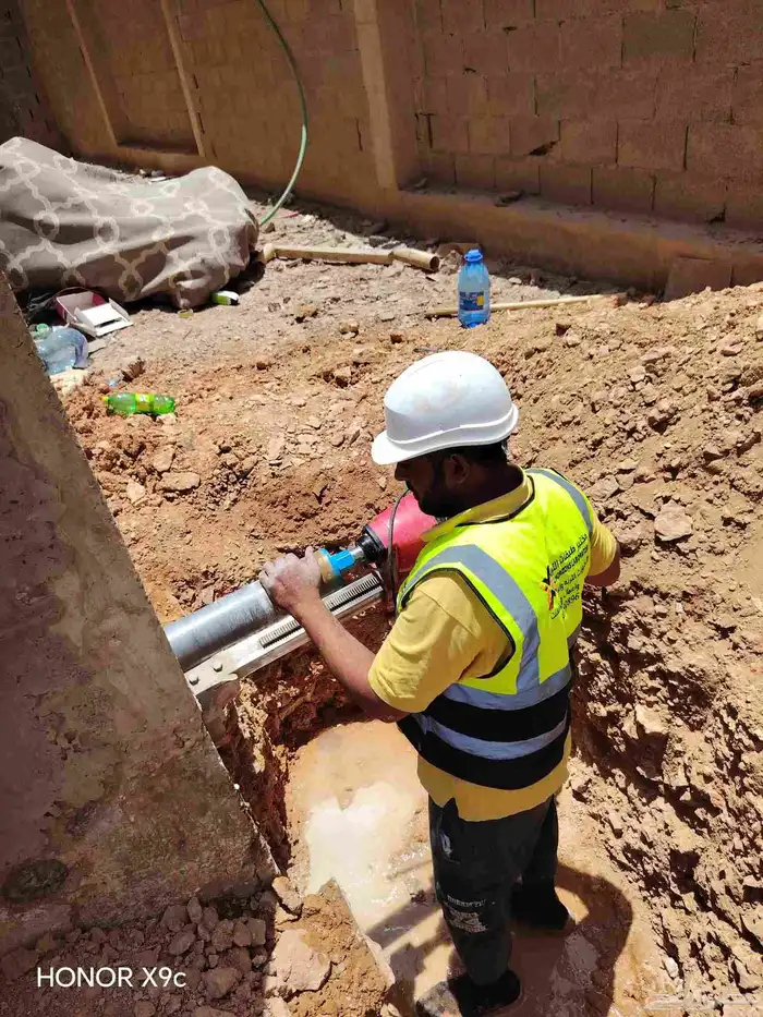 قص وتكسير وفتحات الكور وجميع أعمال الترميم 5