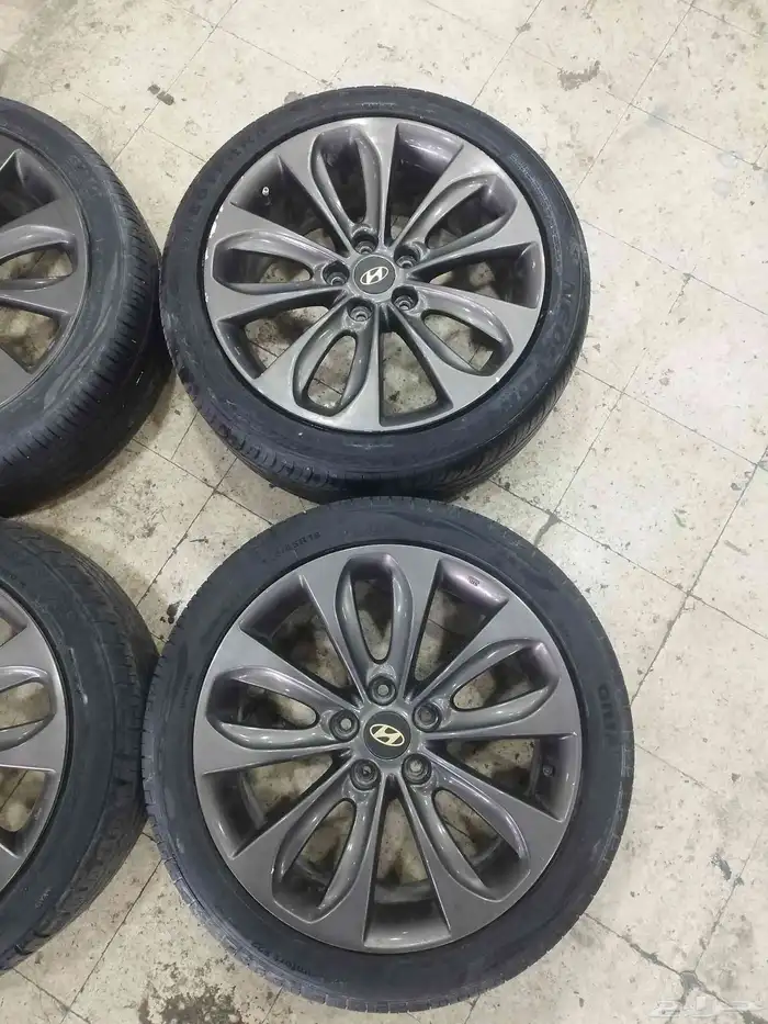 طقم جنوط سوناتا مع الكفرات 2012 3