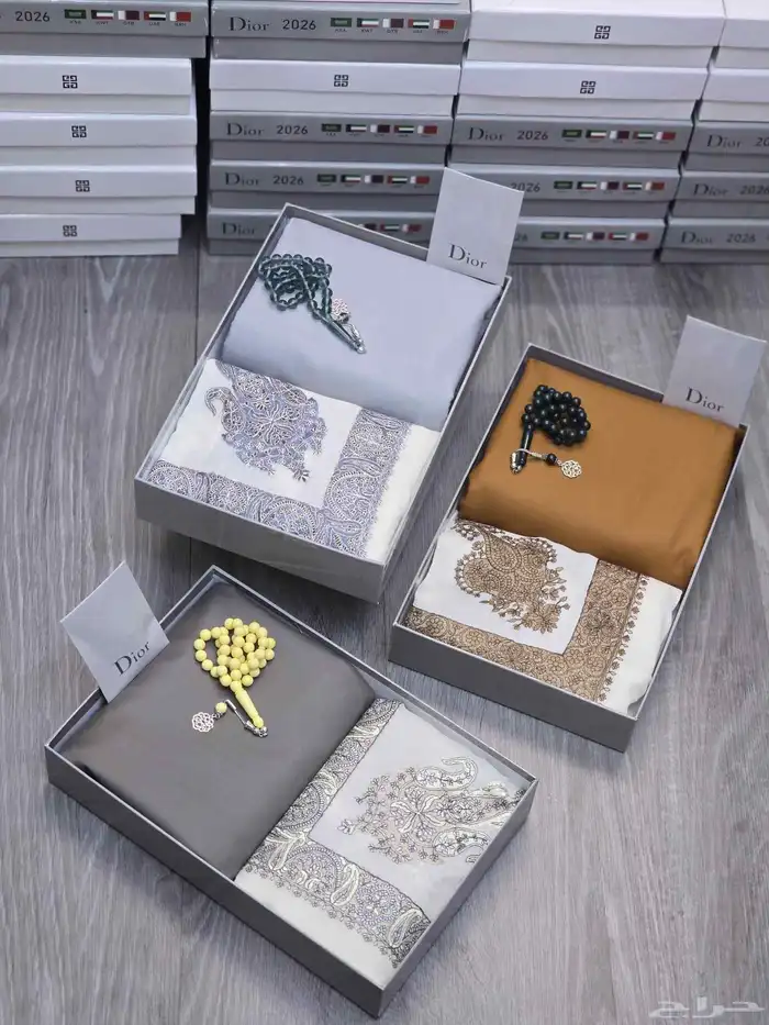 تنسيق افخم الهدايا الرجاليه الشتويه 2