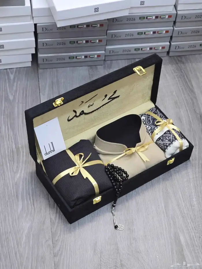 تنسيق افخم الهدايا الرجاليه الشتويه 7