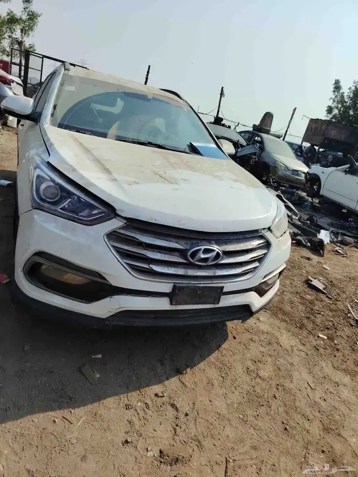 يوجد لدينا قطع غيار السيارات 0