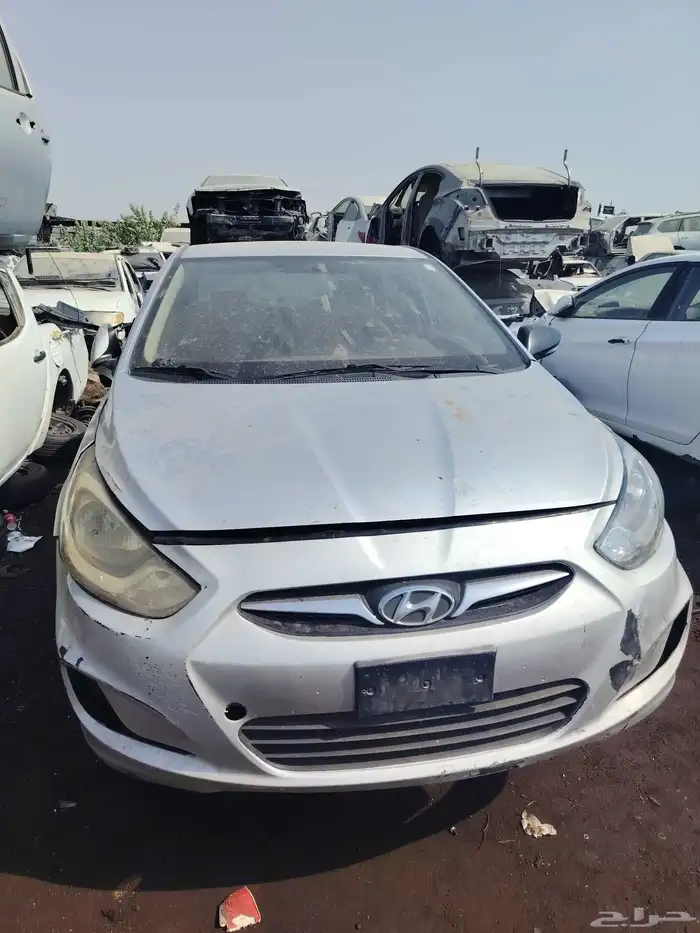 يوجد لدينا جميع قطع الغيار هونداي اكسنت كيا ريو تشليح 6