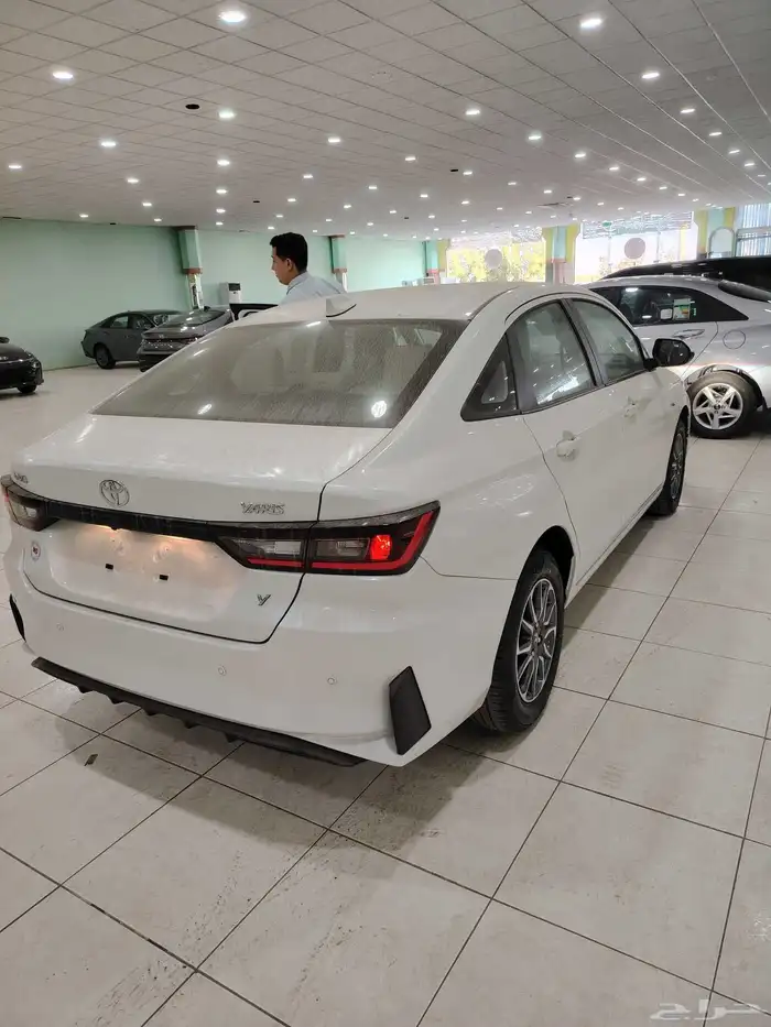 تويوتا يارس واي Y استاندر 2026 5