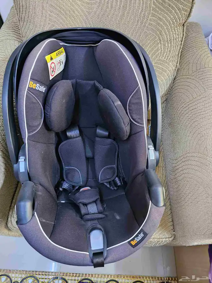 كرسى اطفال للسيارة 50 ريال 0