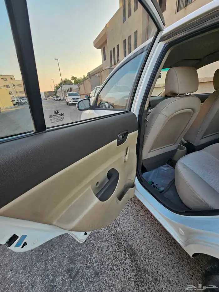 اكسنت 2010 عادي 8