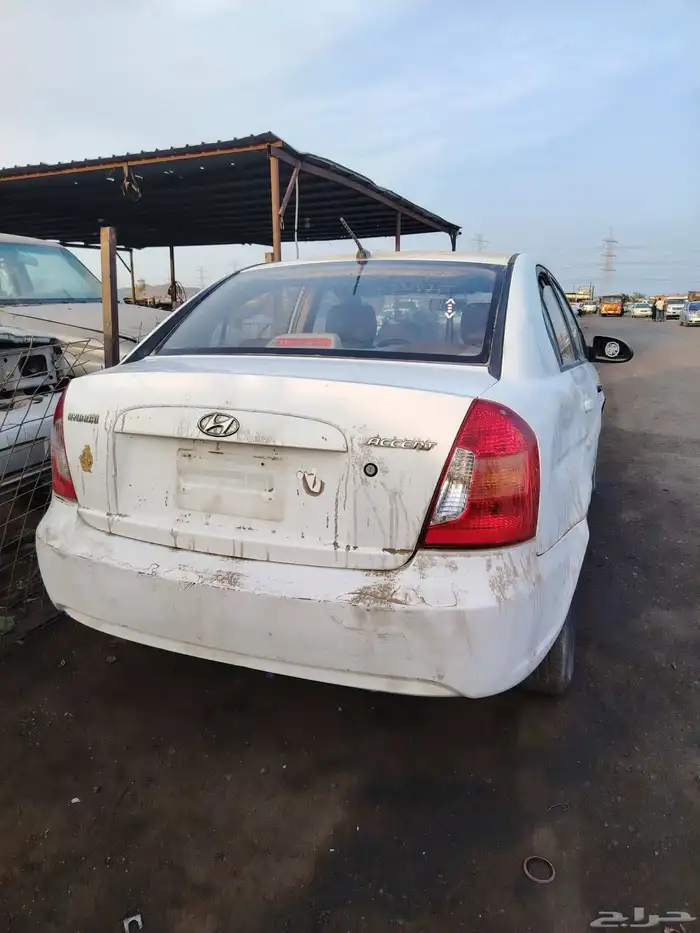 يوجد لدينا جميع قطع الغيار هونداي اكسنت كيا ريو تشليح 8