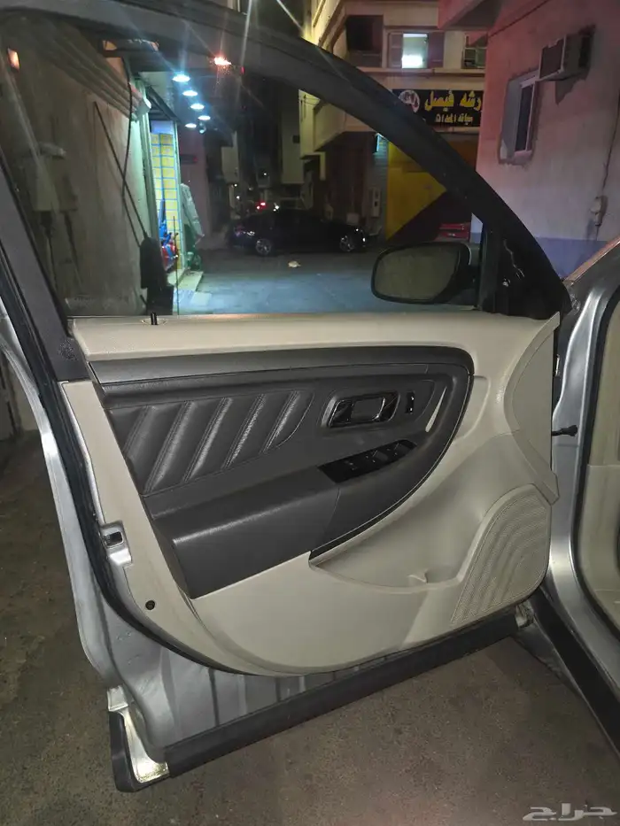 فورد تورس 2010 9