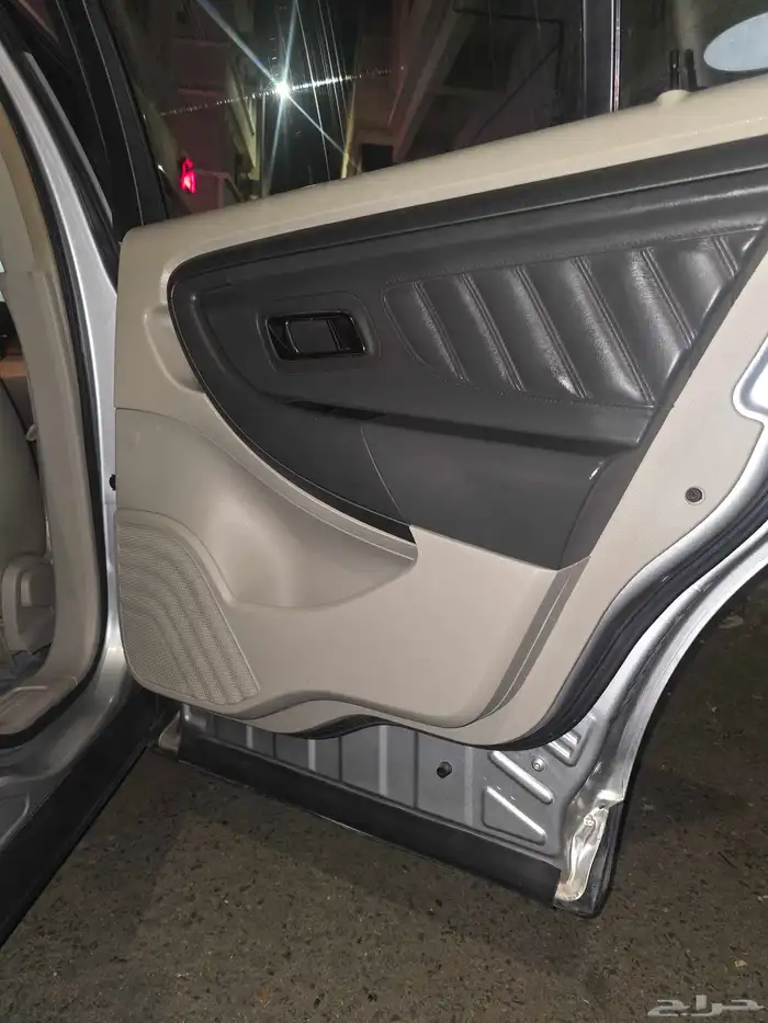 فورد تورس 2010 8