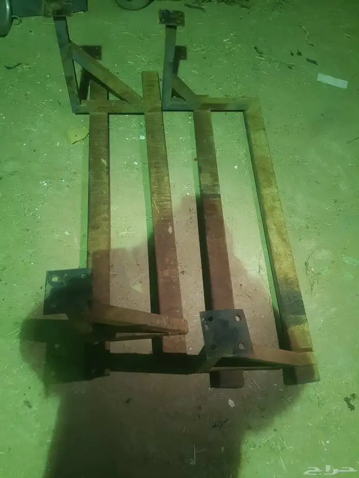 حديد جانبي قلاب ديهاتسو 2