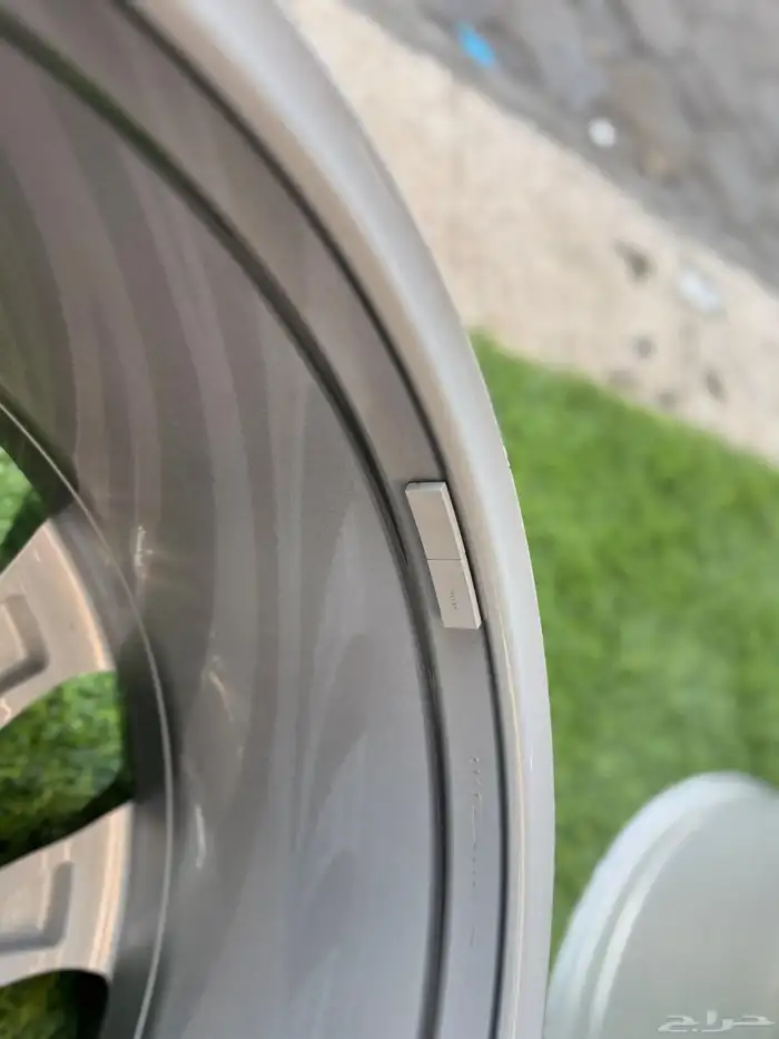 جنوط رنج روفر SV مقاس 23اصلي وكاله موديل 2025 8