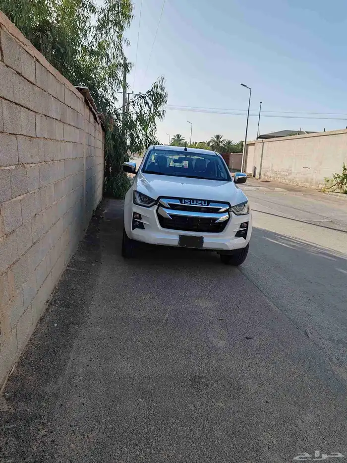 أيسوزو LS فل كامل بصمة دفلك قير عادي 4