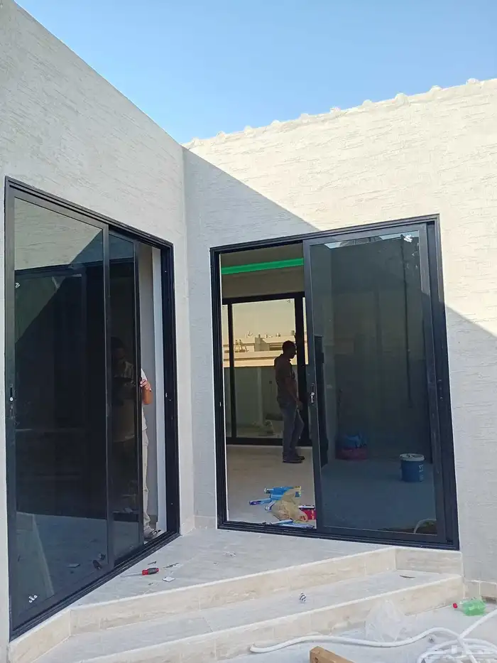 بناء ملاحق ترميم دهانات دخليه وخارجيه عوازل ترميم بناء ملاحق 0