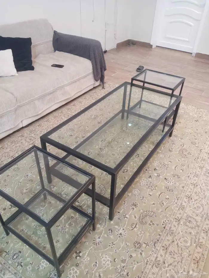 طاولة وزولية نضيفة للبيع اثاث مستعمل نظيف نص السعر رخيص 1