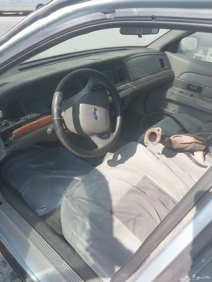 فورد فكتوريا 4