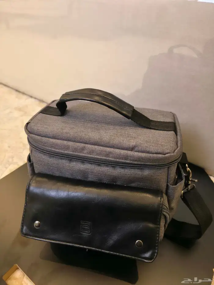 كامرا كانون 2000D 1